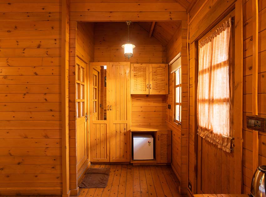 Valley View Wooden House